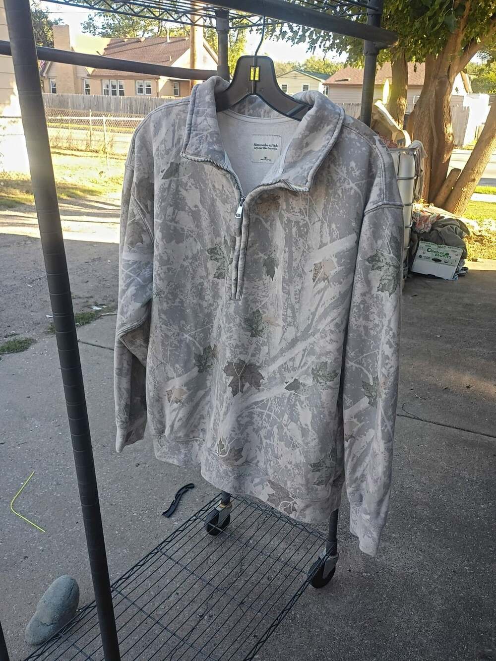 Abercrombie & Fitch Quarter Zip Sweatshirt Size M Camo